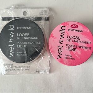 Wet n Wild Photo Focus Loose Setting Powder Duo– Translucent + Soft Pink (New)